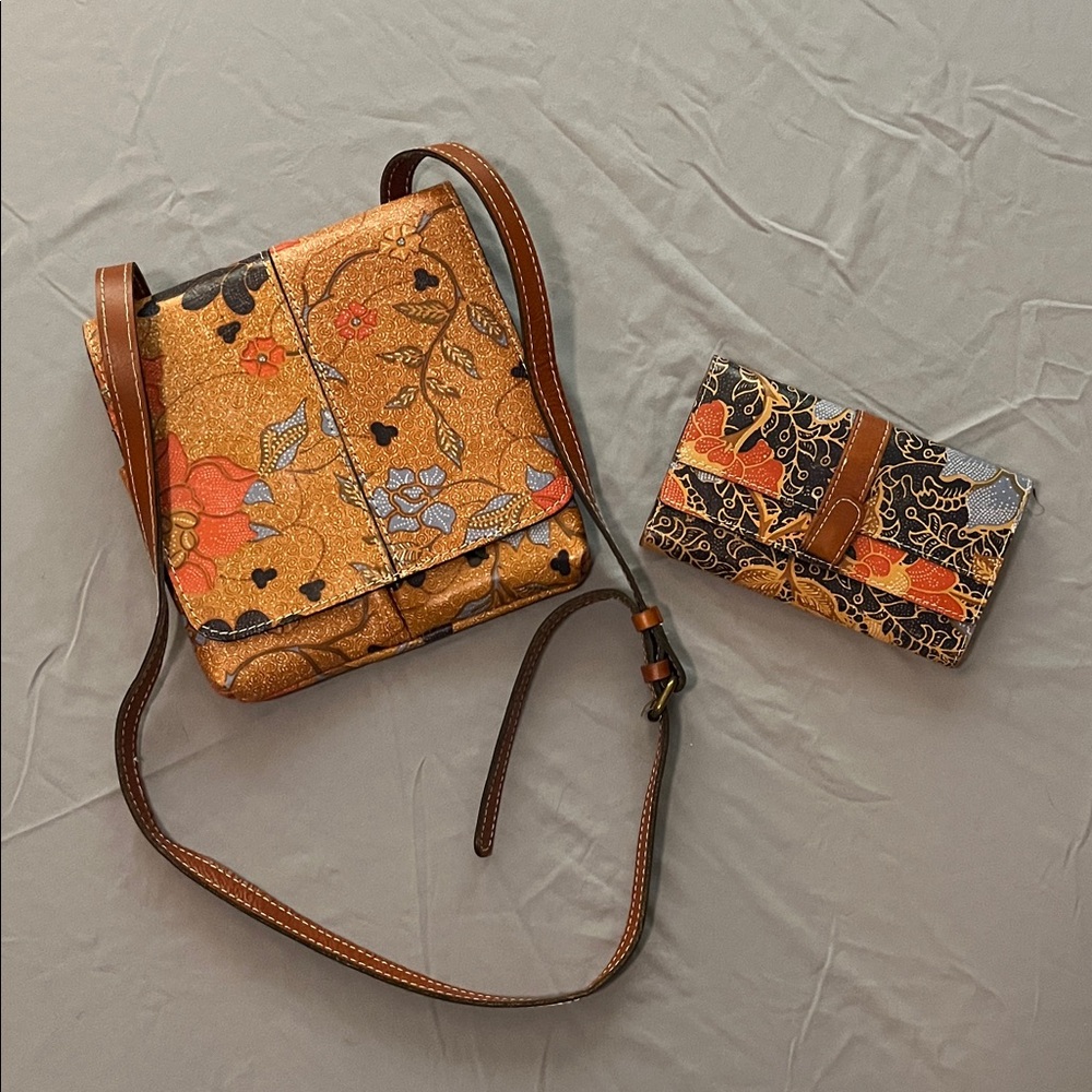 Patricia Nash Crossbody Bag and Wallet Set Brand New